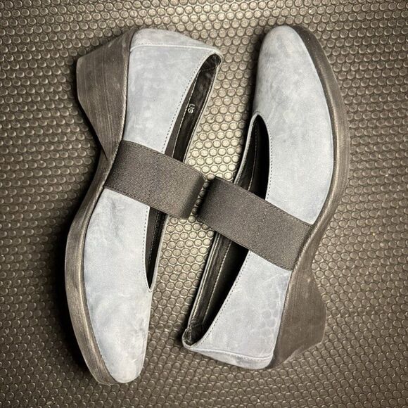 THE FLEXX Run Quickly Leather Wedge Pump Slate Blue Mary Janes Shoe Womens 7 - Picture 5 of 7